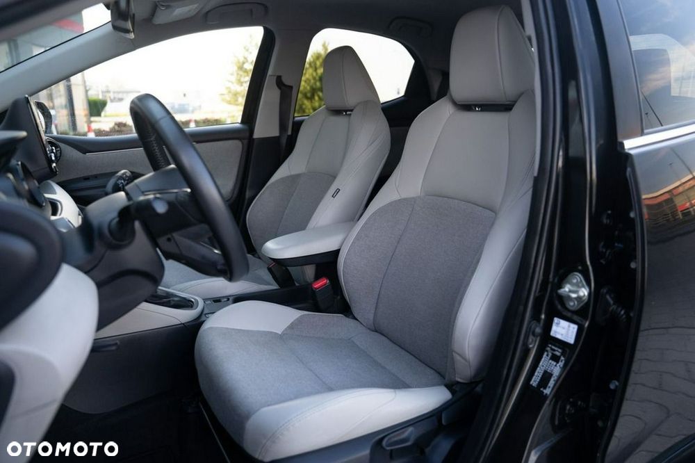 Toyota Yaris Hybrid 1.5 Selection Elegant - 32