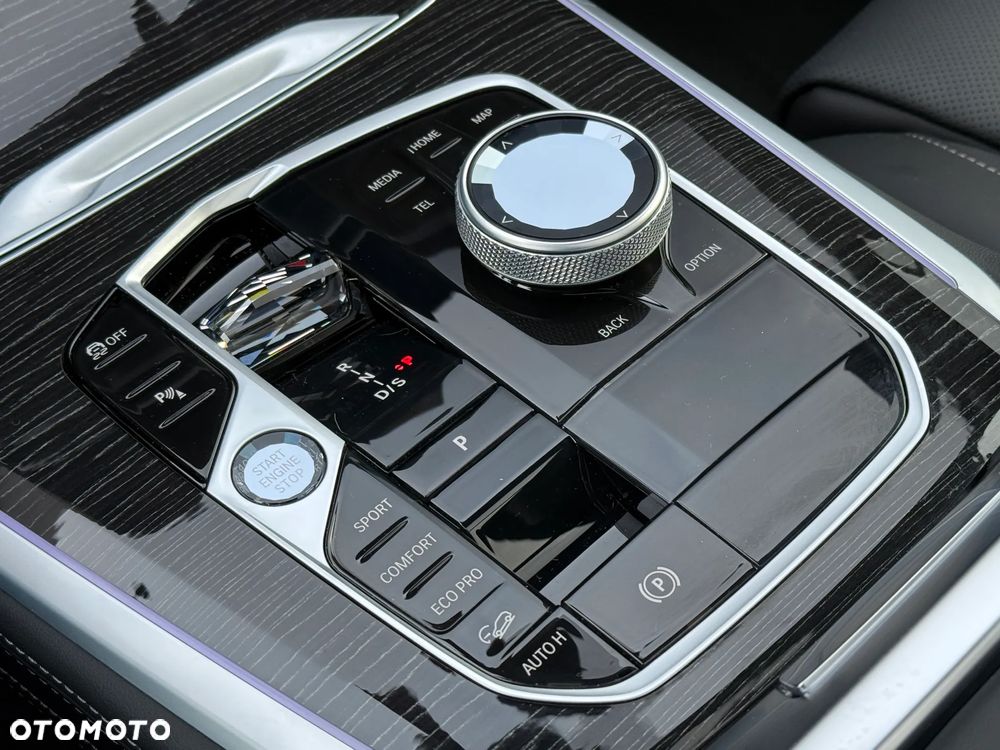 BMW X5 M M60i xDrive - 24