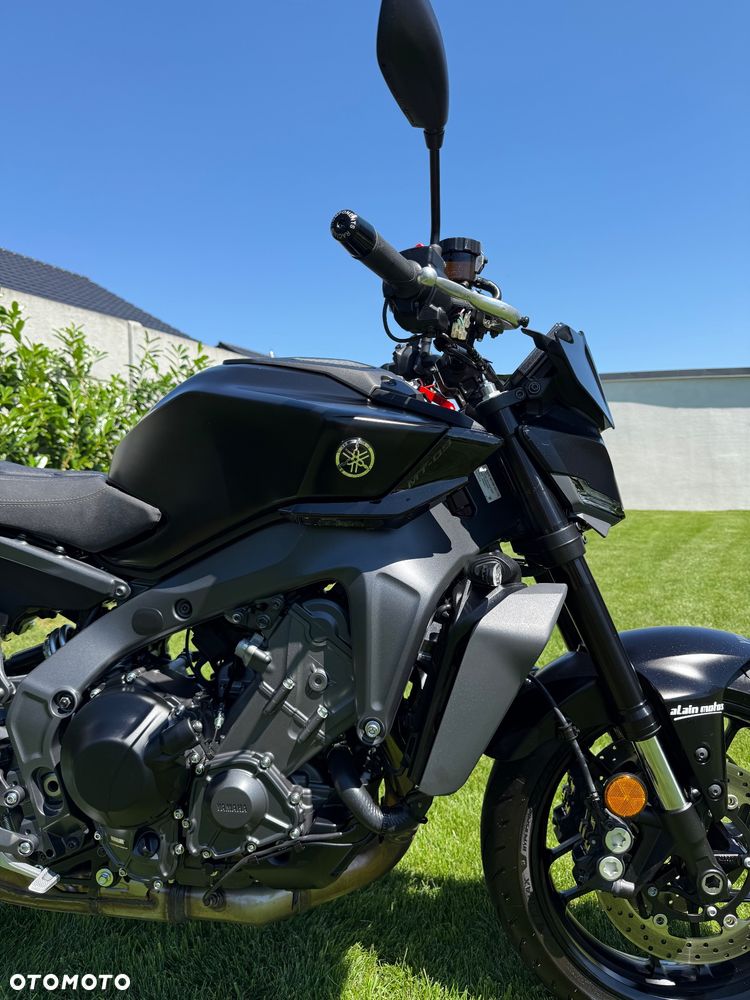 Yamaha MT - 8