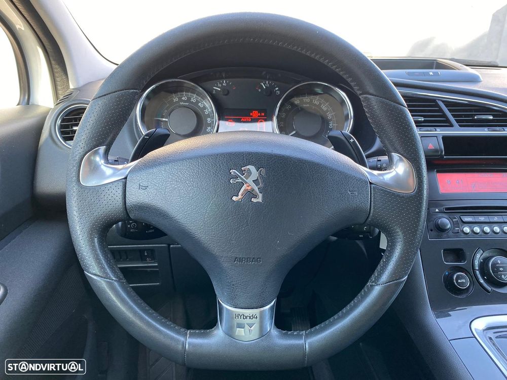Peugeot 3008 2.0 HDi Hybrid4 - 15