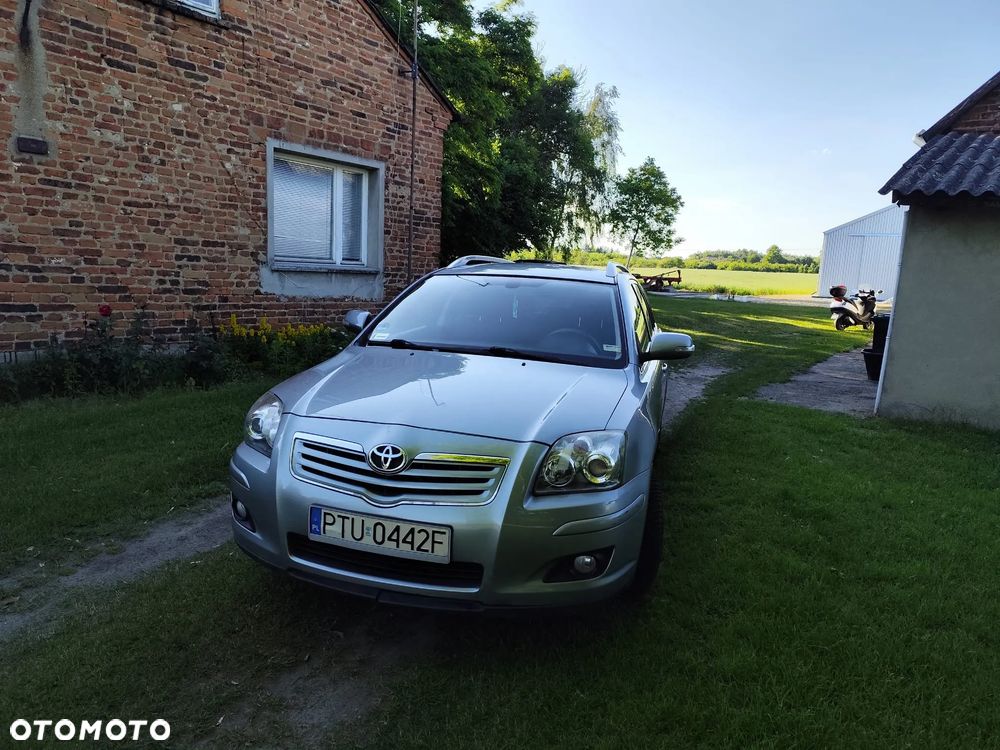 Toyota Avensis 1.8 VVT-i Luna - 7