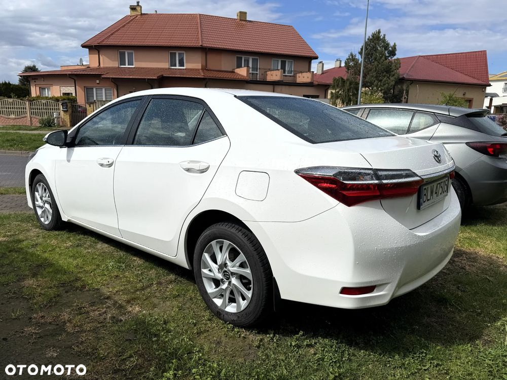 Toyota Corolla 1.6 Comfort - 5