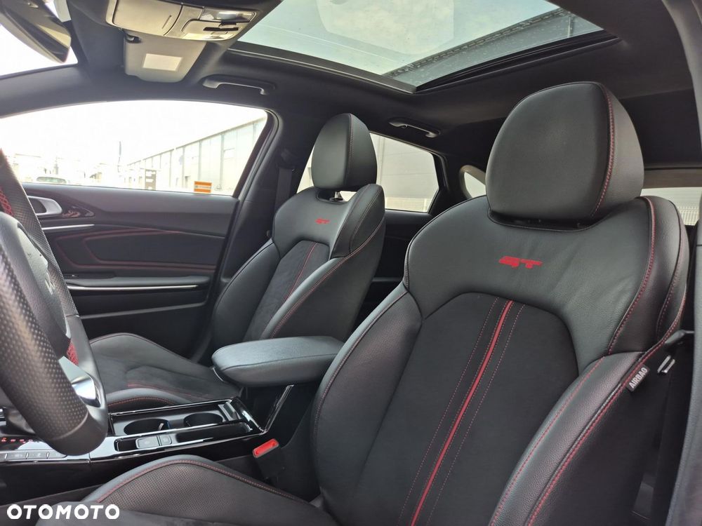 Kia ProCeed 1.6 T-GDI GT DCT - 12