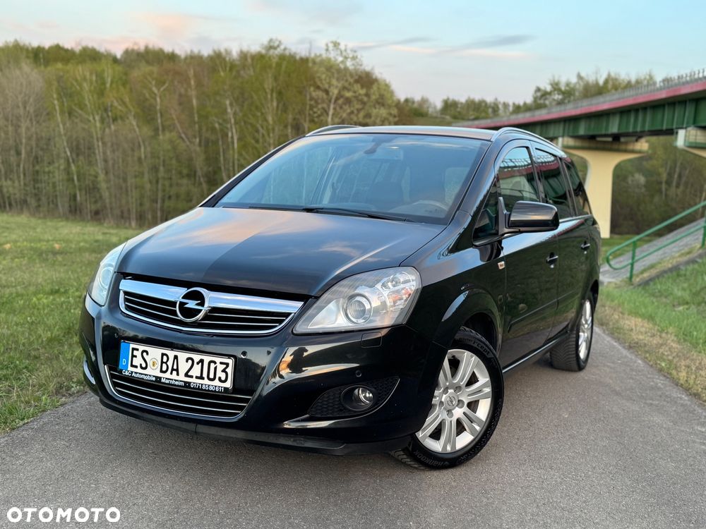Opel Zafira 1.8 Family - 1