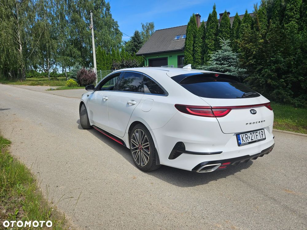 Kia ProCeed - 6