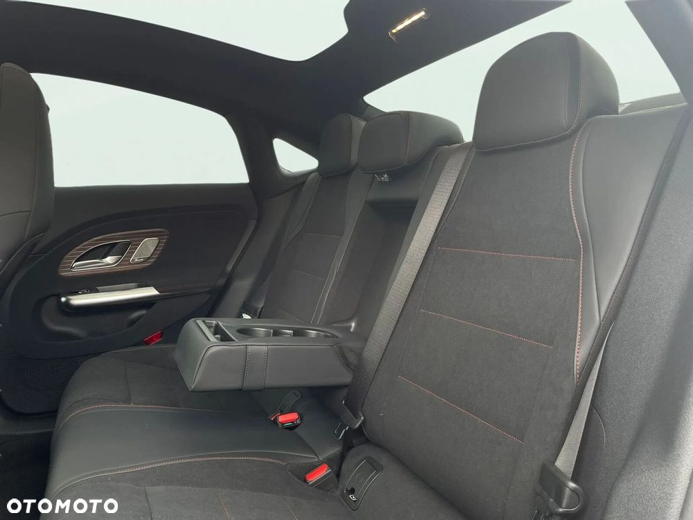 Mercedes-Benz CLA 250+ 85kWh - 15