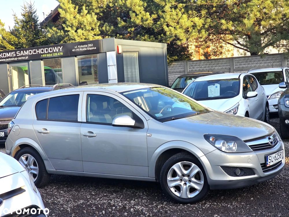 Opel Astra 1.4 Enjoy - 2