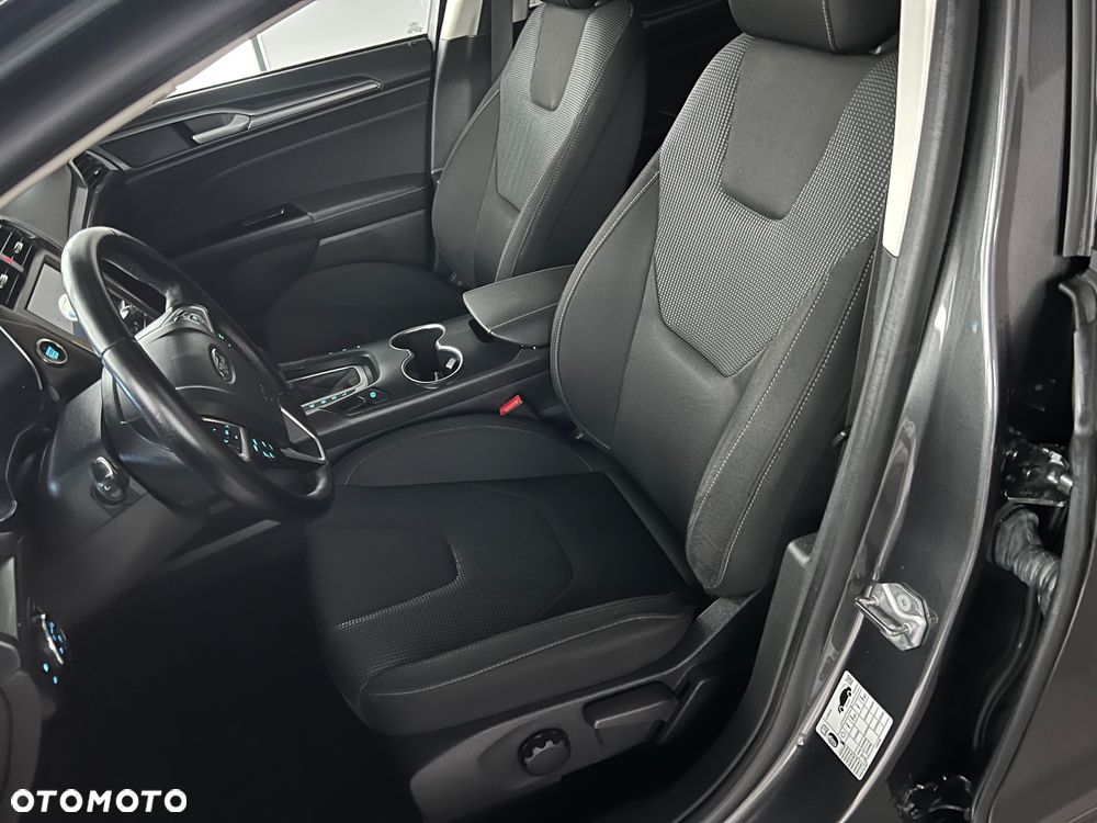 Ford Mondeo SW - 11