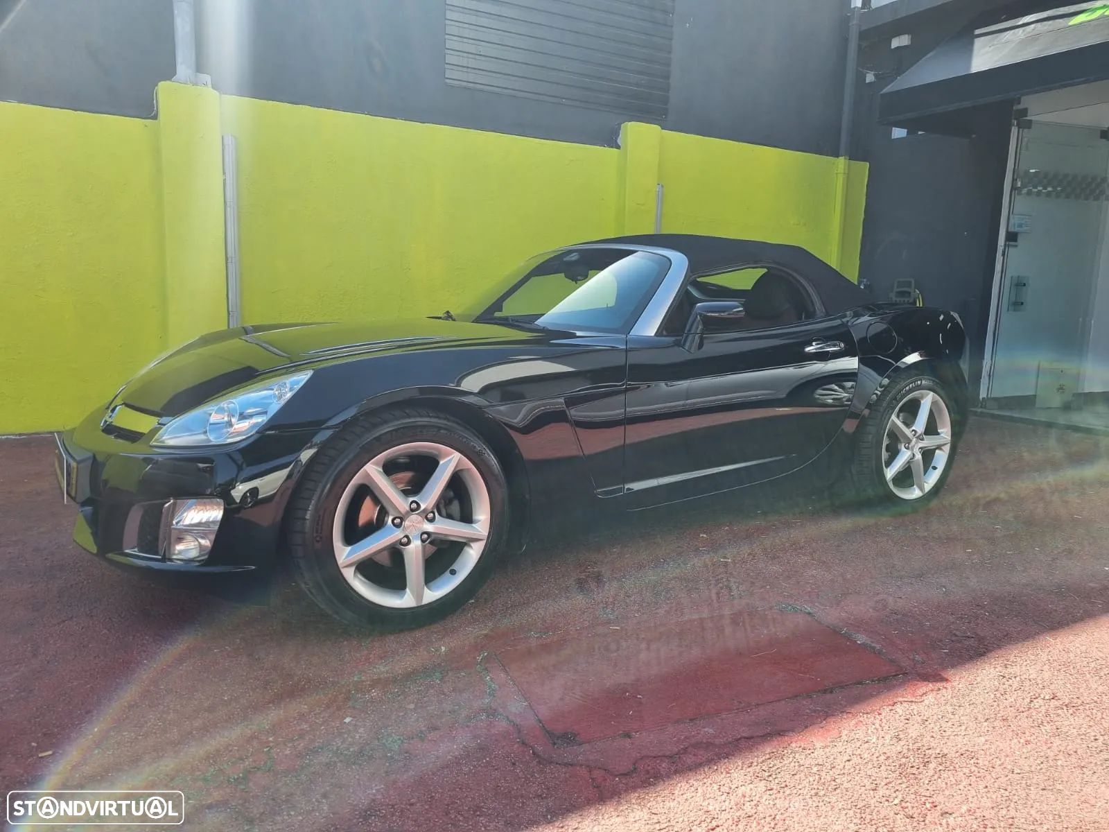 Opel GT 2.0 T - 1