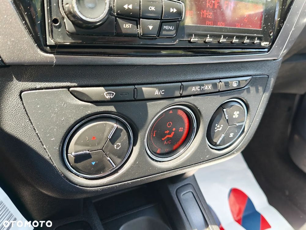 Citroën C-Elysée 1.6 HDi Attraction - 24