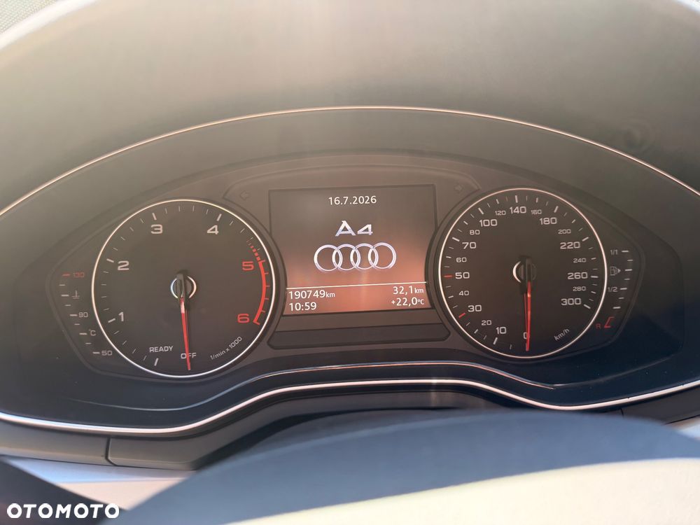 Audi A4 Avant 2.0 TDI - 8