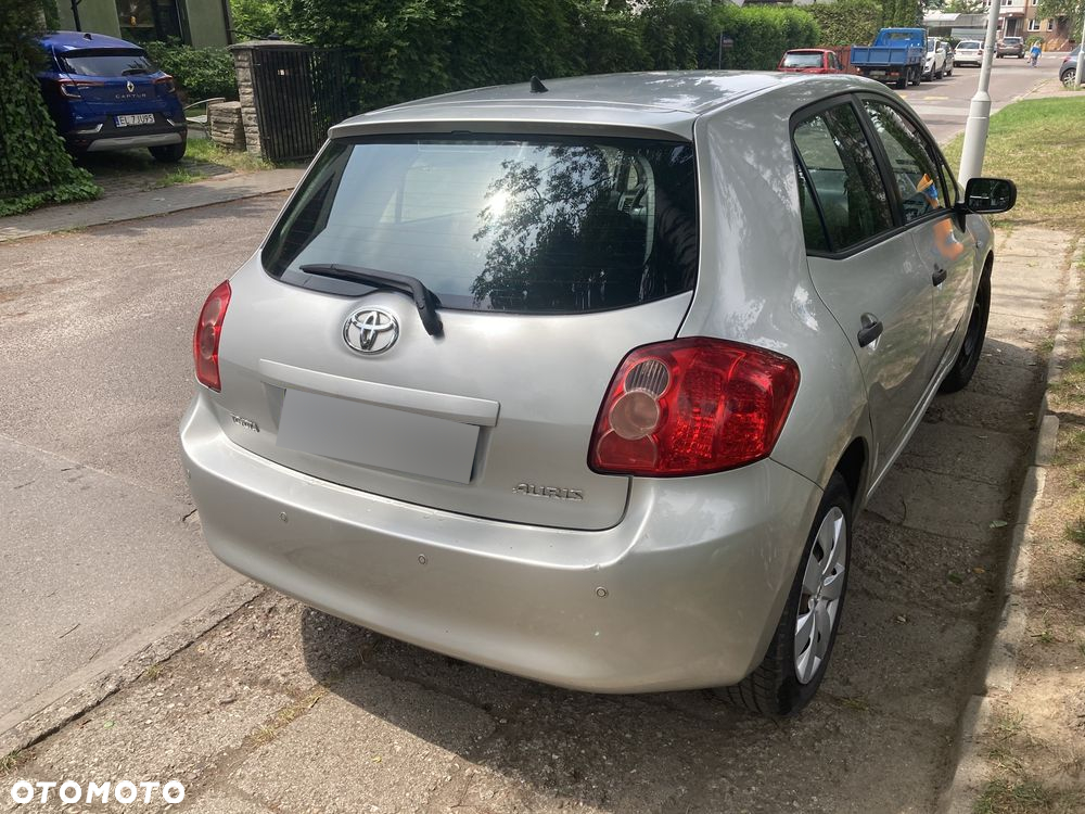 Toyota Auris 1.4 D-4D Luna - 6