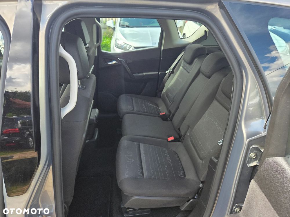 Opel Meriva - 12