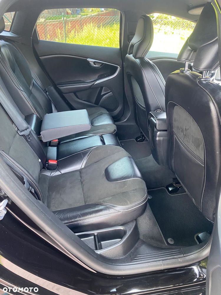 Volvo V40 D2 RDesign - 14