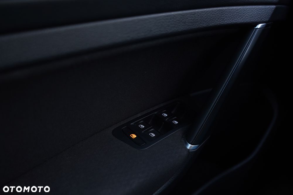 Volkswagen Golf 1.2 TSI BlueMotion Technology Allstar - 15