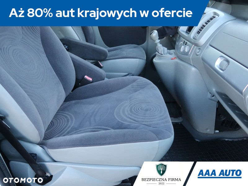 Renault Trafic - 10