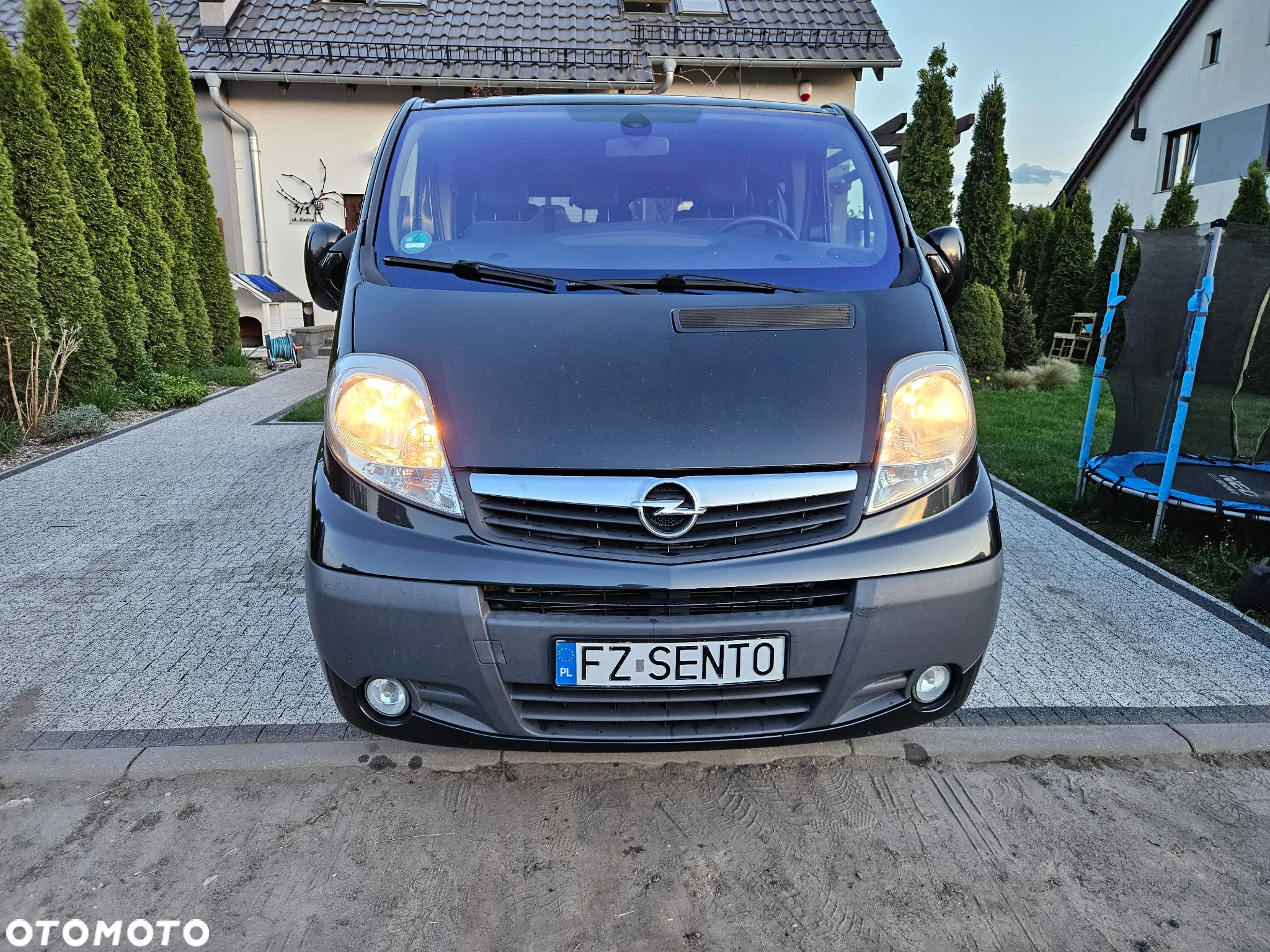 Opel Vivaro L1H1 Tour Cosmo - 3
