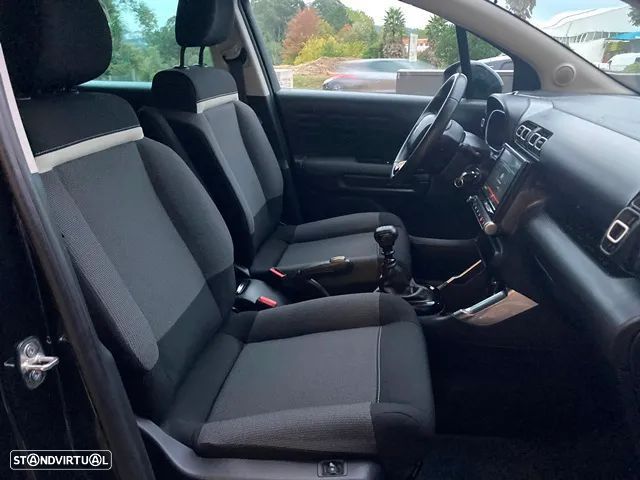 Citroën C3 Aircross 1.2 PureTech Shine - 27