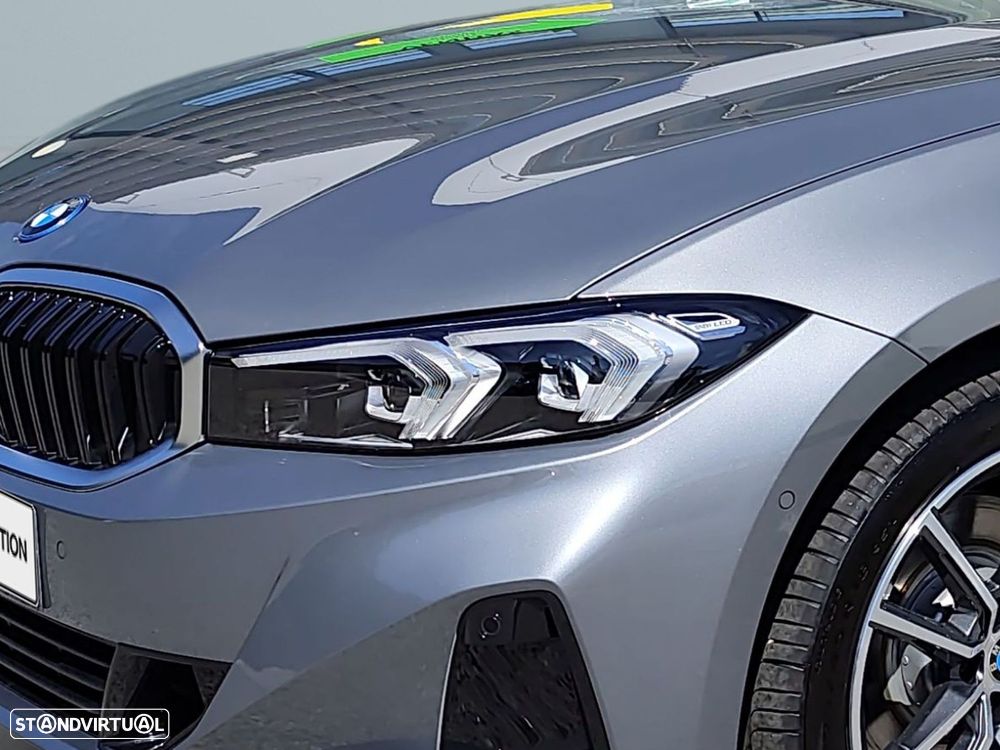 BMW 330 e Auto - 3
