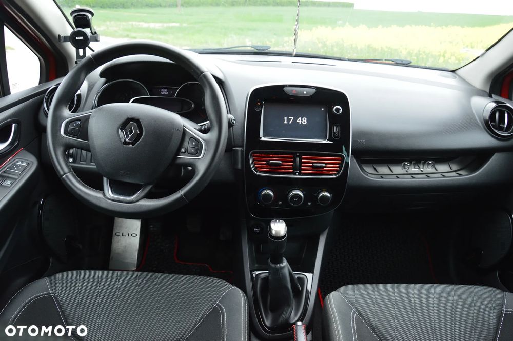 Renault Clio - 15