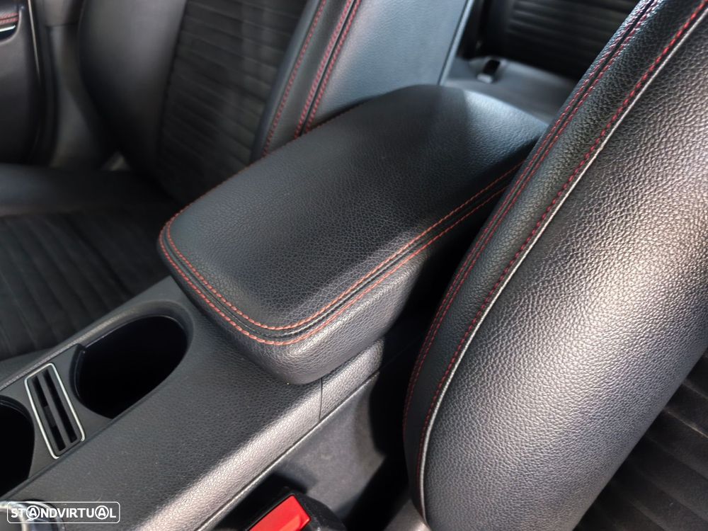 Mercedes-Benz CLA 200 - 29