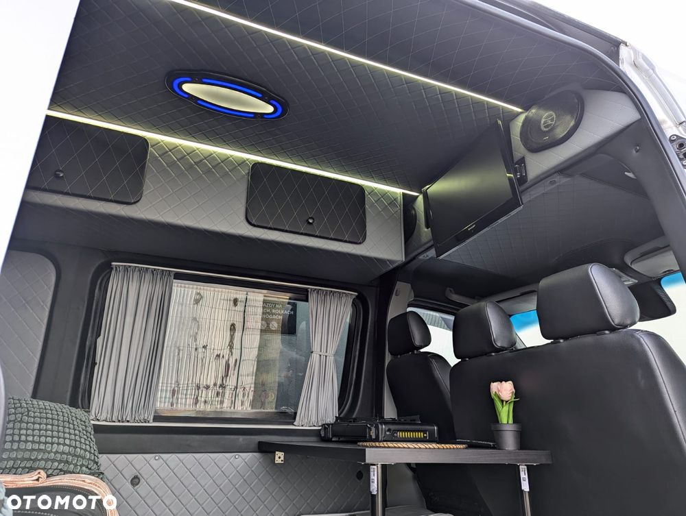 Mercedes-Benz Sprinter - 17