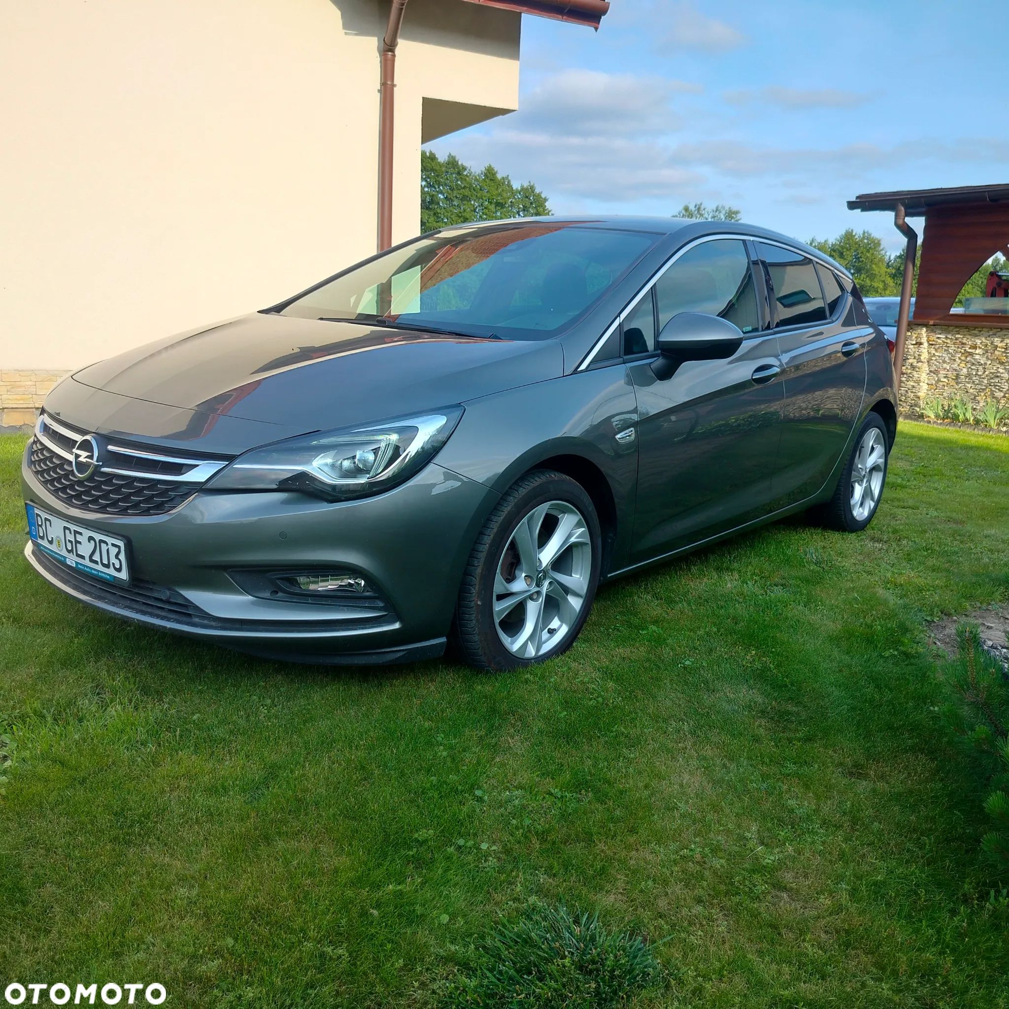 Opel Astra V 1.6 T Dynamic S&S - 1