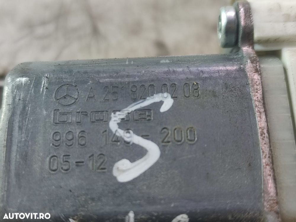 Motoras geam dreapta spate A2518200208 Mercedes-Benz R-Class W251 [20 - 2