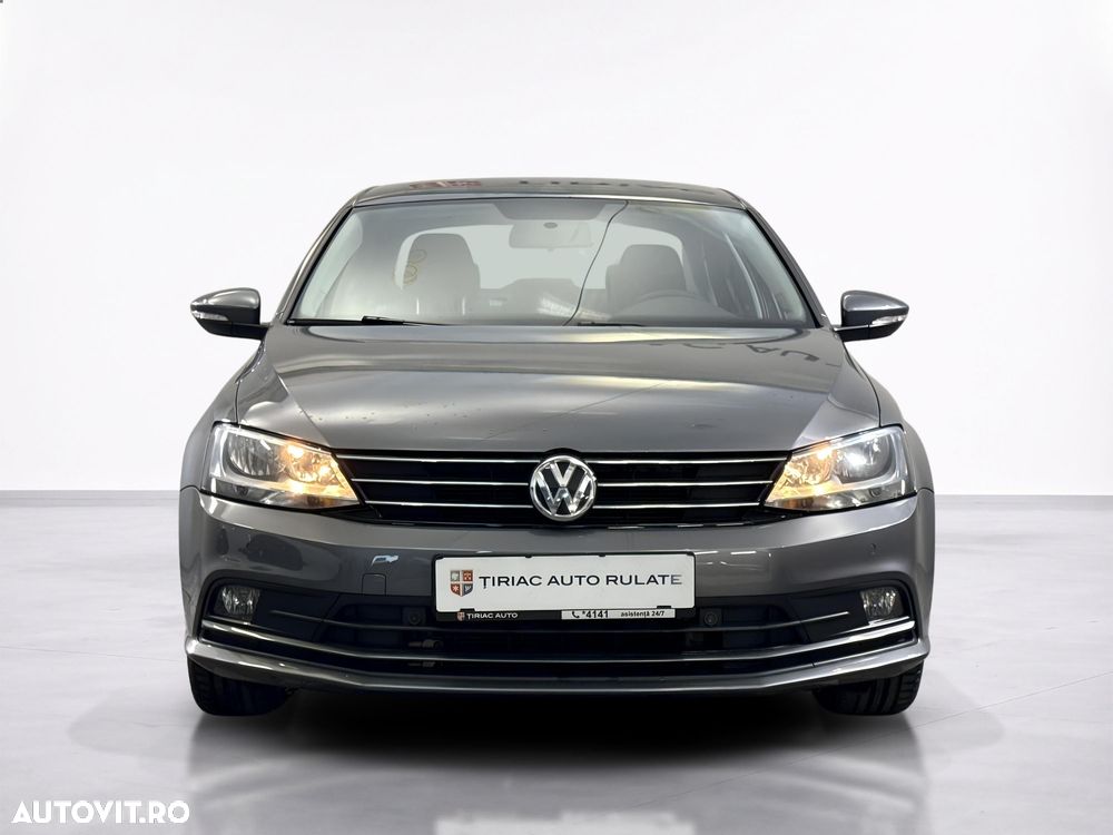 Volkswagen Jetta - 9