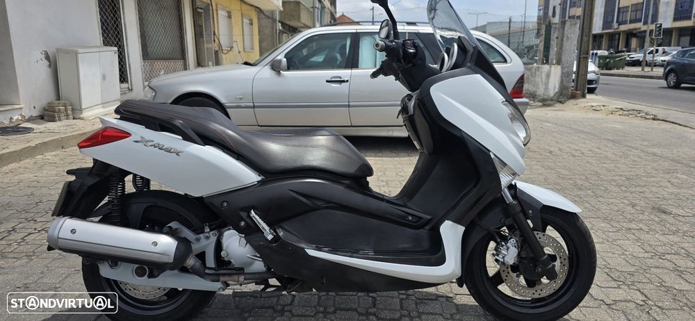 Yamaha X-Max - 2