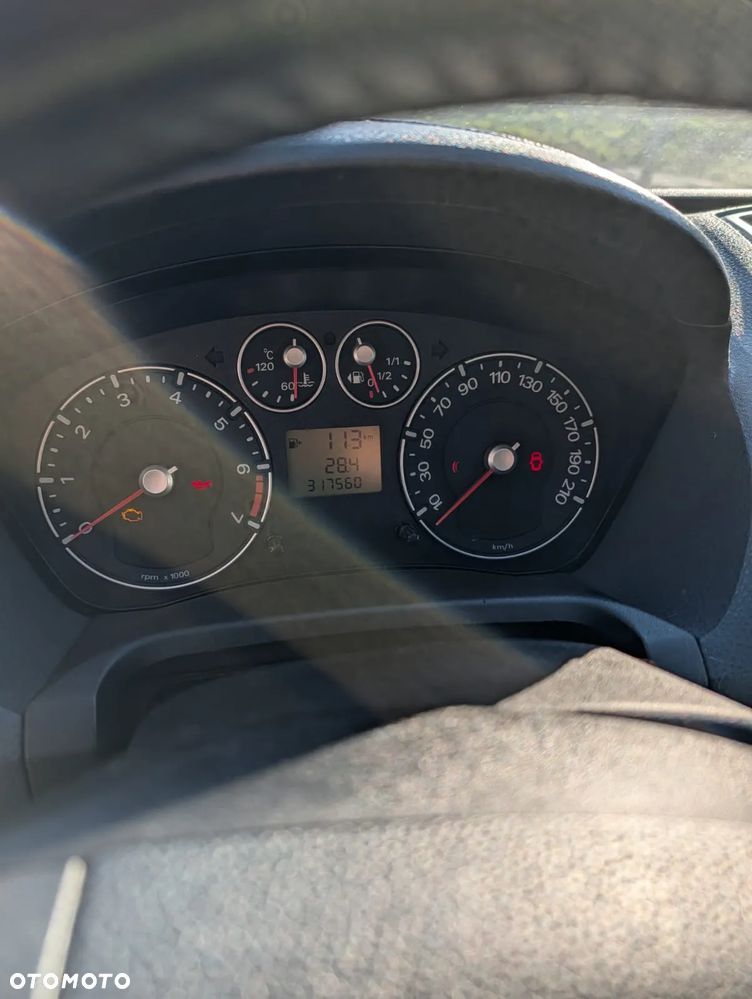 Ford Fiesta 1.4 Ghia - 13