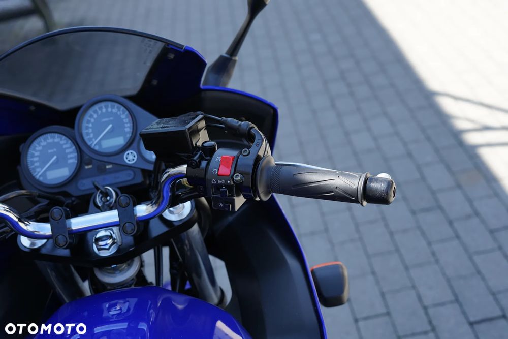 Yamaha FZS - 18