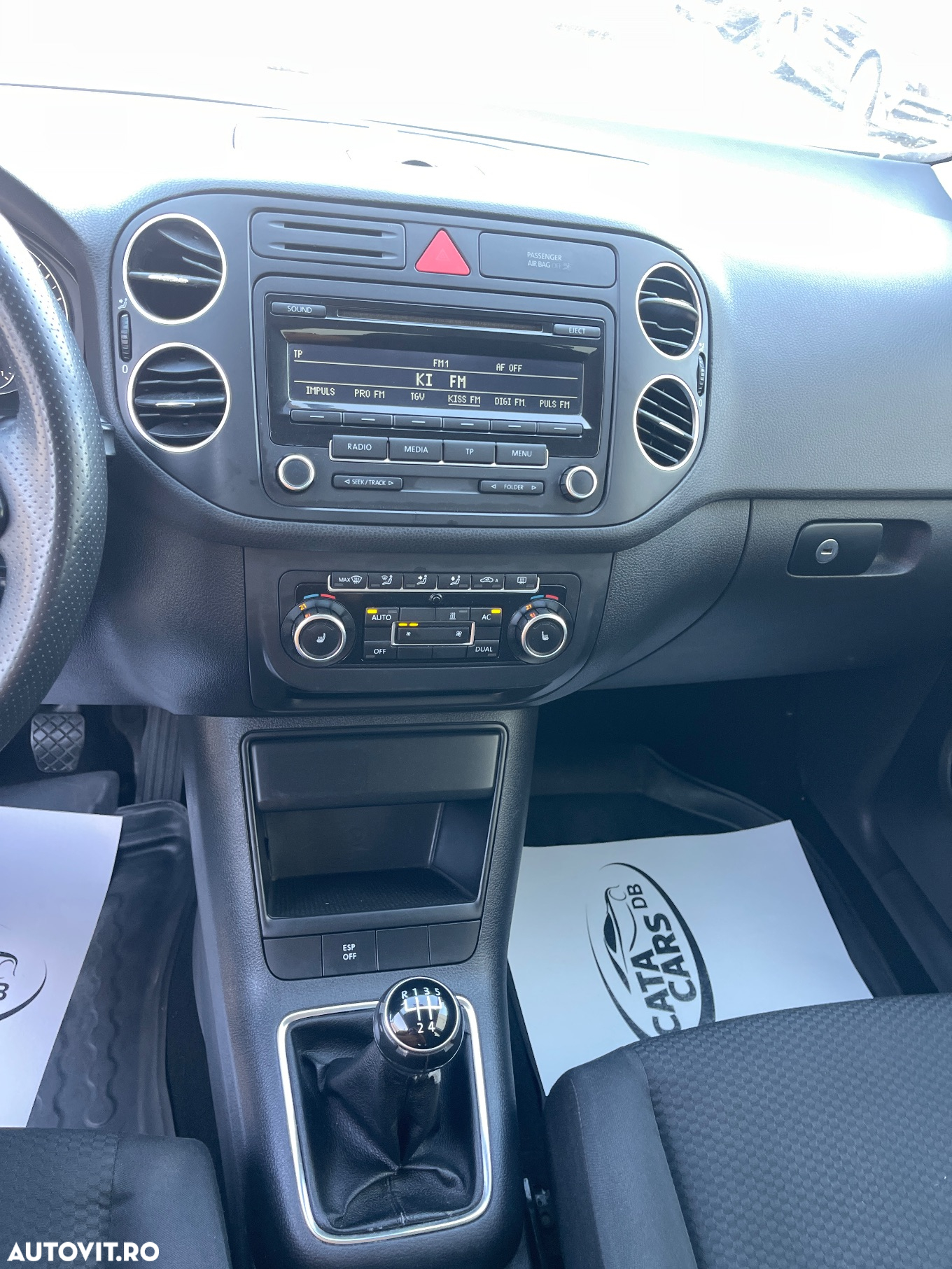 Volkswagen Golf Plus 2.0 TDI Comfortline - 34