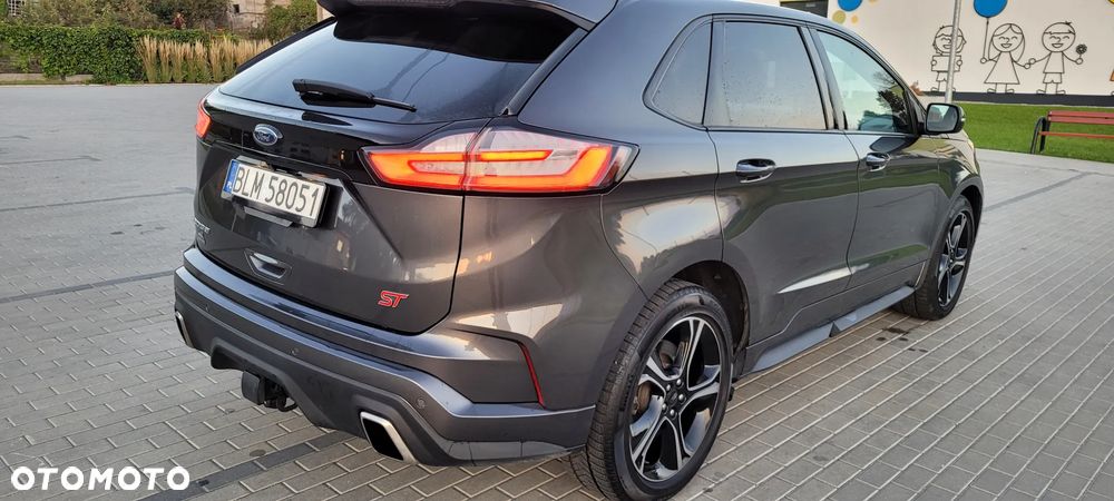 Ford Edge - 8