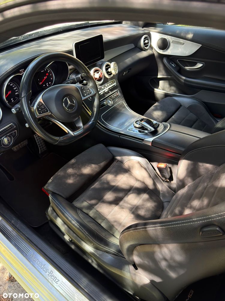 Mercedes-Benz Klasa C 200 4Matic 9G-TRONIC AMG Line - 17