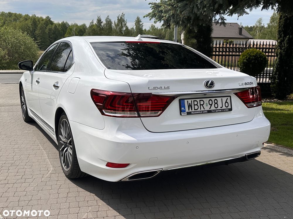Lexus LS 600h F Sport - 10