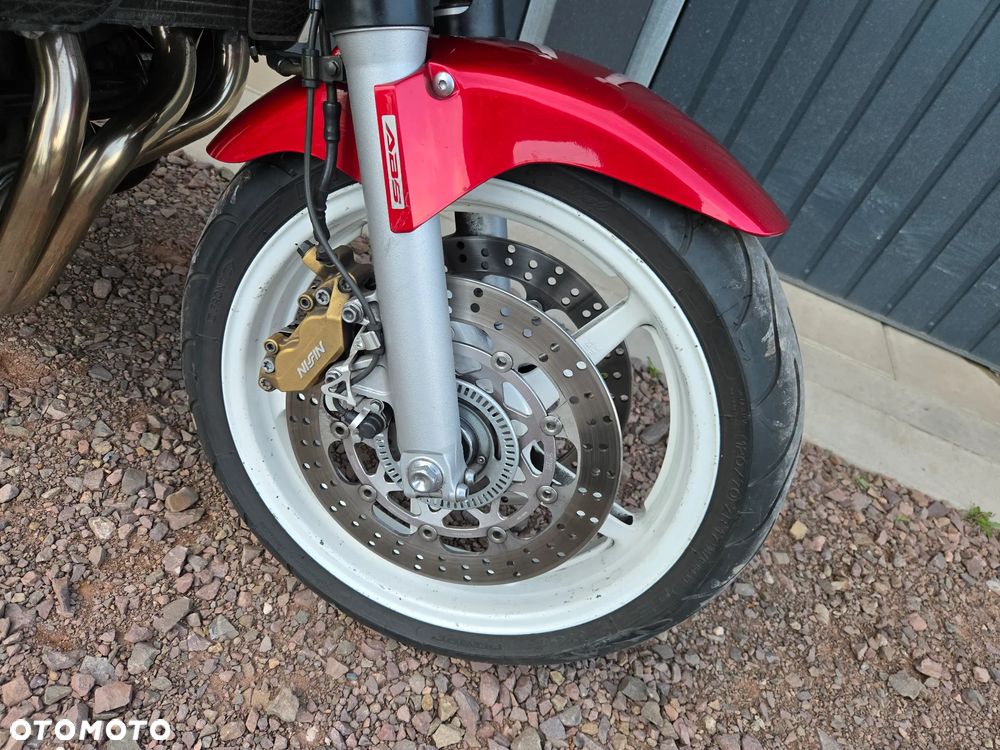 Honda CB - 28