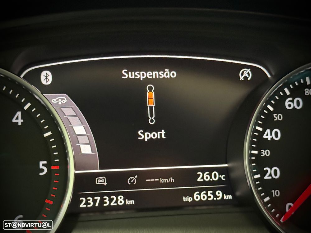 VW Touareg 3.0 TDI V6 Top Tiptronic - 18