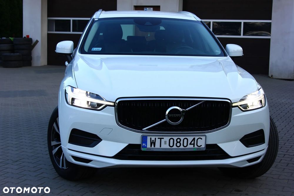 Volvo XC 60 D4 Momentum Pro - 5