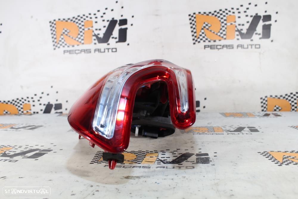 Farolim Esquerdo Peugeot 208 I (Ca_, Cc_)  9672628280 / Condutor - 9