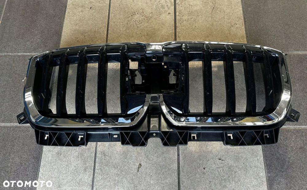 BMW X1 U11 ATRAPA GRIL ŻALUZJA ROLETA KANAŁ POWIETRZA - 2