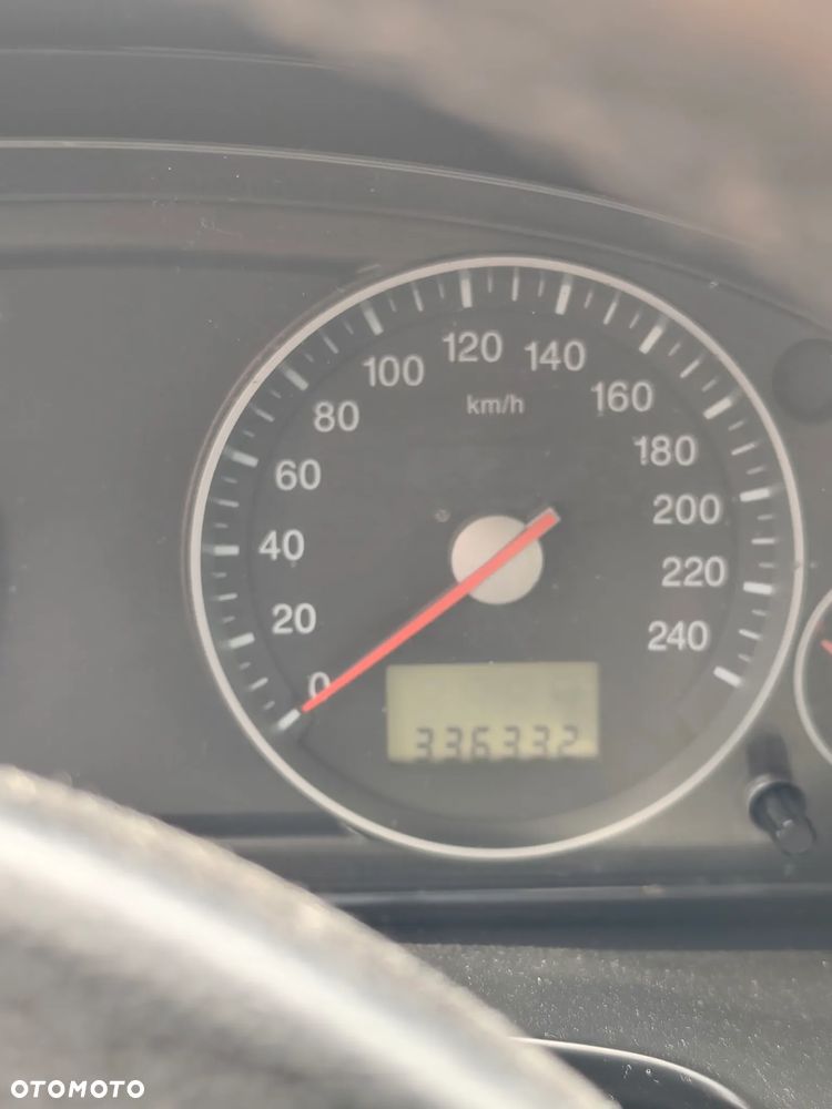 Ford Mondeo 1.8 X - 7