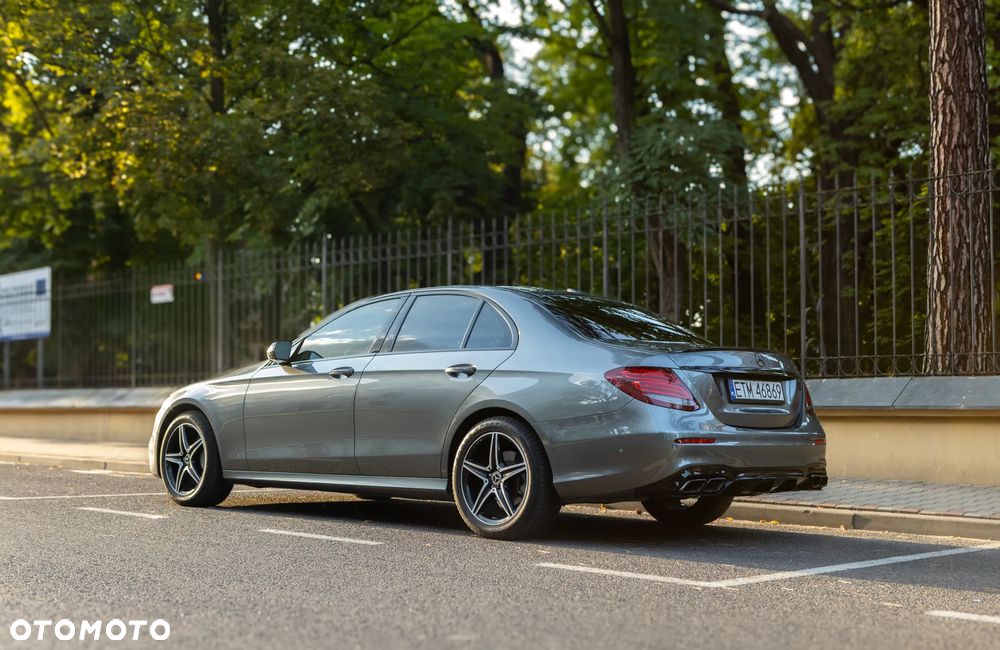Mercedes-Benz Klasa E - 4
