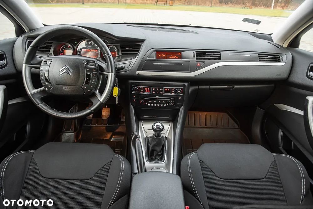 Citroën C5 2.0i 16V Dynamique - 22