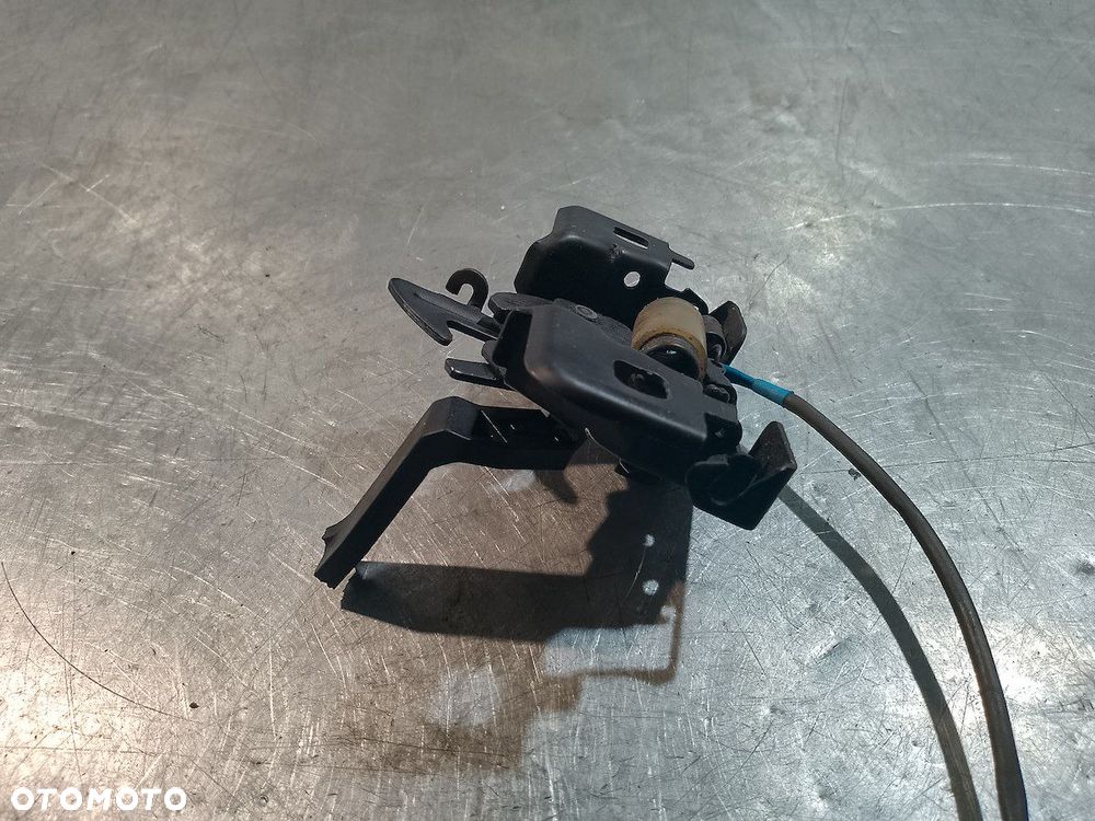 ZAMEK MASKI  DACIA SANDERO II - 5