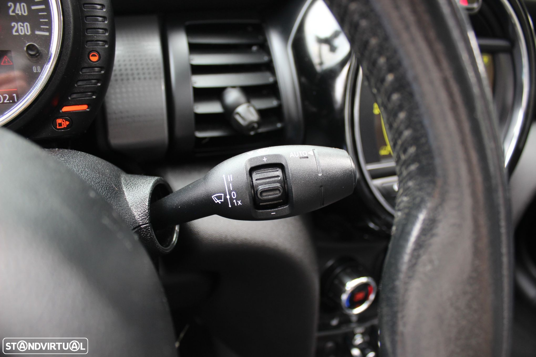 MINI 3 Portas Cooper D - 17
