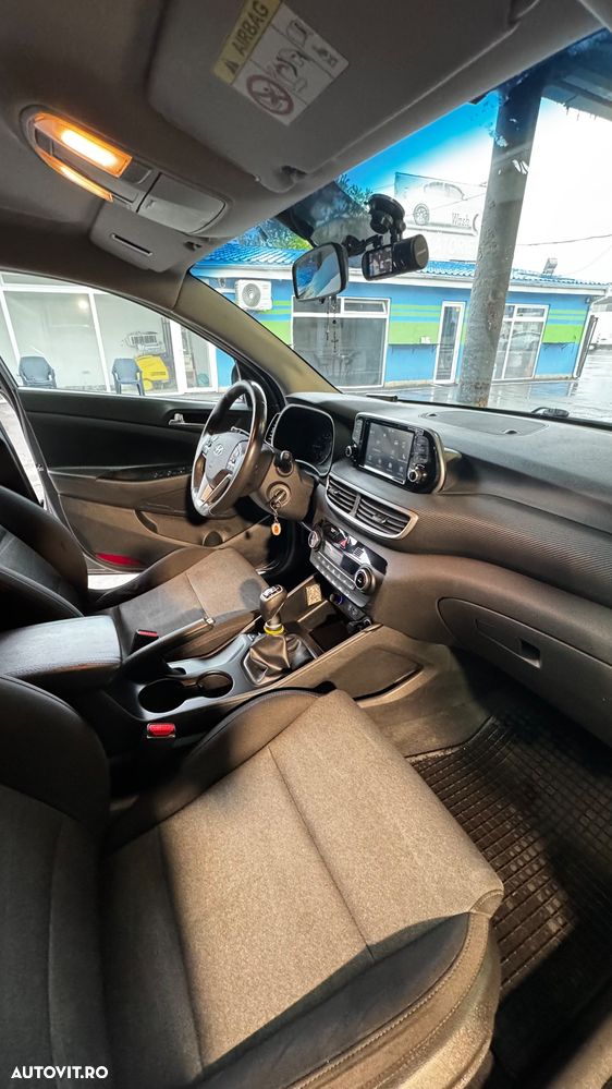 Hyundai Tucson 1.6 T-GDi 4WD 6MT Style - 11