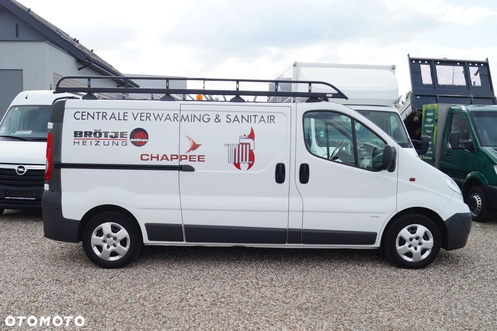 Opel VIVARO - 11