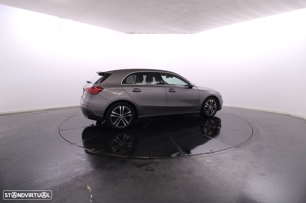 Mercedes-Benz A 180 d - 9
