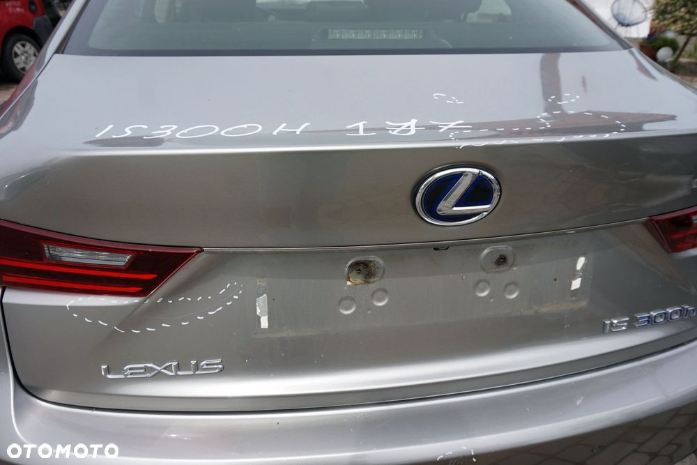 KLAPA BAGAŻNIKA TYLNA IS III E3 1J7  SREBRNY ATOMIC LEXUS 2013-2017 - 8